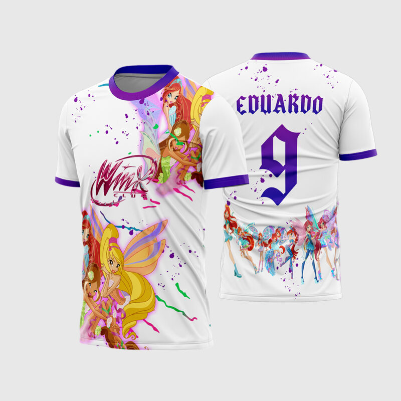 Mockup Frente e Costas Arte Vetor Camisa Interclasse O Clube das Winx branca com personagens e nome em fonte gótica